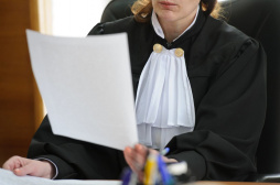 Дисциплинарная коллегия Верховного суда рассмотрела дело экс-судьи из Тюменской области Елены Зульбугаровой