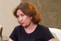 Экс-судья Новиков: Хахалевой велели уйти в отставку