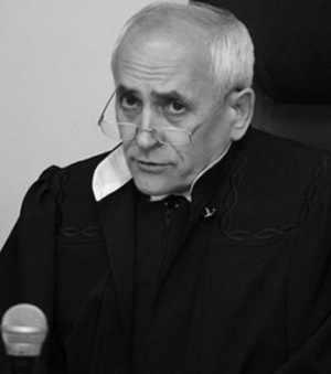 Покойный судья Москаленко станет обвиняемым по делу об убийстве