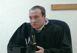 Подельники судьи, сбежавшего из России, получили реальные сроки