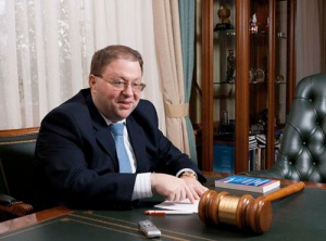 Антон Иванов не хочет создавать таможенные суды