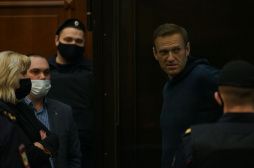 Замена условного срока на реальный: судебный процесс по делу Алексея Навального
