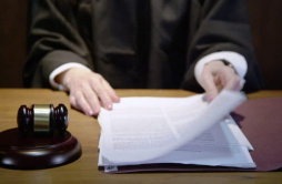 В Ингушетии судья в совещательной комнате вынесла решения по 27 делам