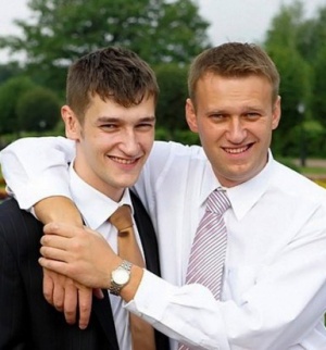 Братьям Навальным предъявили обвинение по делу «Ив Роше»