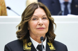 Ирина Подносова дала первое интервью в новом статусе председателя Верховного суда России.