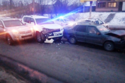 В Волгограде судья протаранила четыре автомобиля