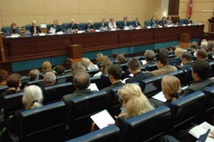 Совет судей столицы недоволен работой приставов