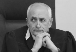 В Омске судят покойного судью, обвиняемого во взяточничестве