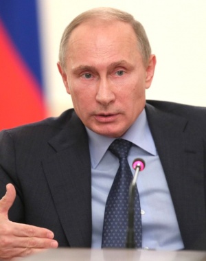 Путин согласился заморозить зарплаты судей, чтобы сэкономить миллиарды рублей