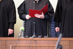 Дисциплинарная коллегия российского Верховного суда со второго раза смогла рассмотреть жалобу экс-судьи Псковского горсуда Василия Постобаева