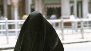 Суд во Франции оштрафовал женщин за ношение никаба